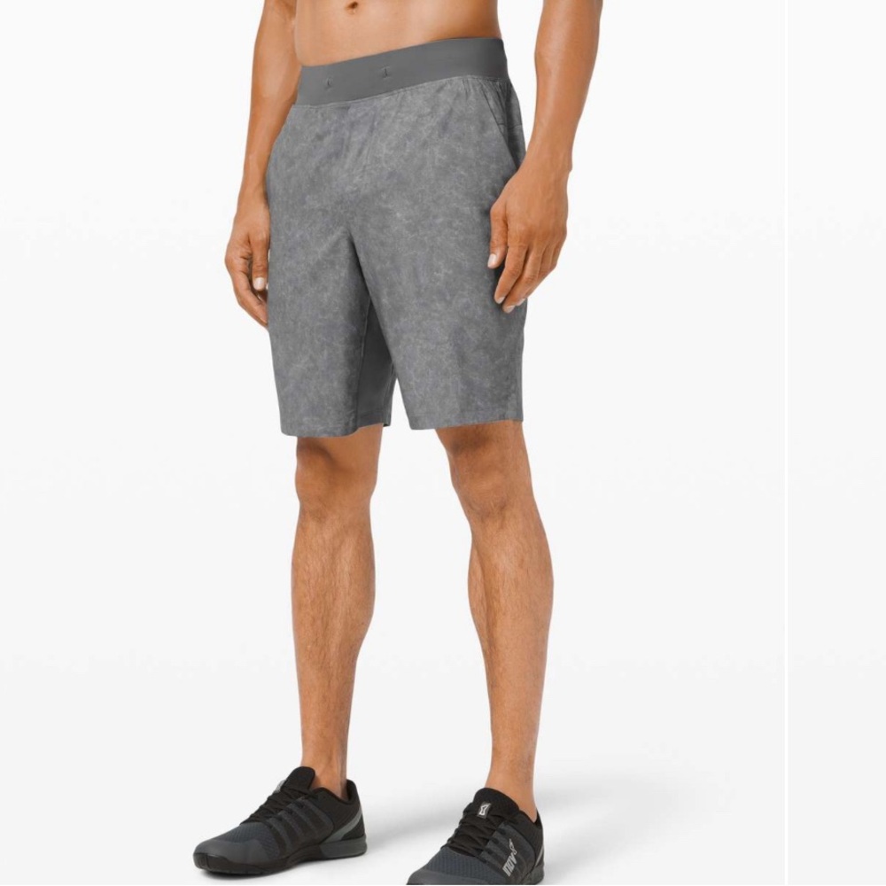 Lululemon Athletica men Lululemon T.H.E. Short 9" *Linerless - Picture 1 of 10